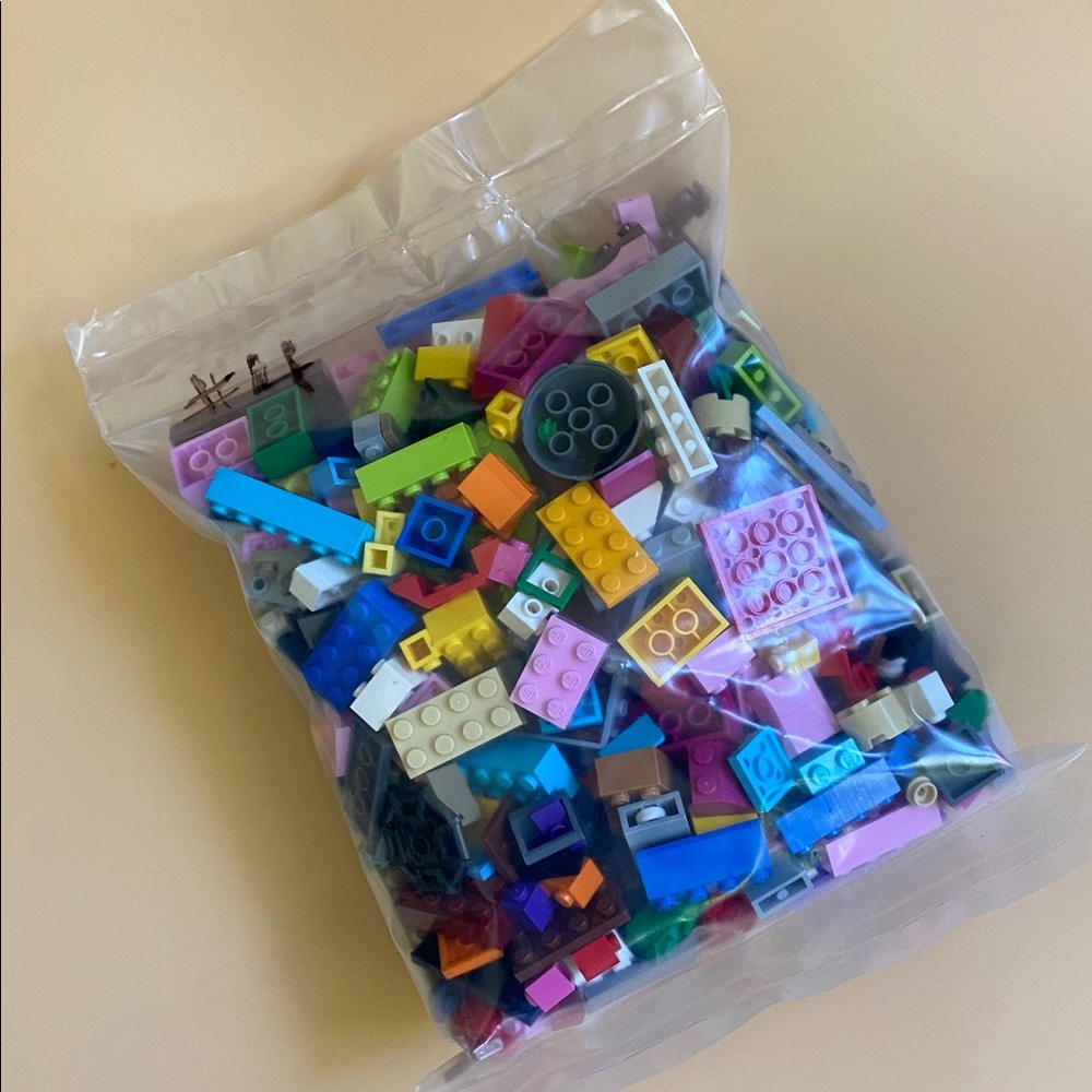LEGOS Bulk Pieces Mixed Random Lot Over 1 lb. From Many Sets Mix Lot #4